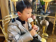 -VENCHI 闻绮(武汉天地店)