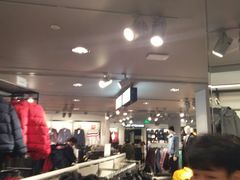 -H&M(天一广场店)