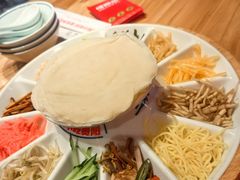 丝娃娃-怪噜范·老贵阳街头名小吃(汇金星力城店)