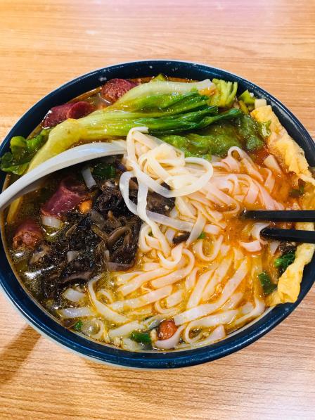 三粉客螺蛳粉-"真的是每个月都要去吃一顿不吃就好想念 这.