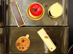 -Salon de The de Joel Robuchon(外滩18号店)