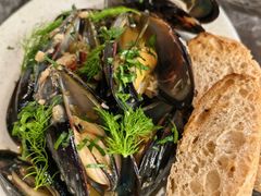 -LESCEDARS Brasserie Bistro香柏树