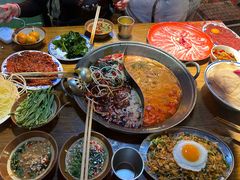 -萍姐火锅·公路夜市(武汉首店)