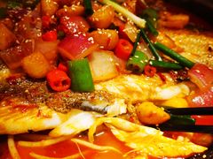 -鸣记脆皮烤鱼·海鲜烤鱼(三八广场店)