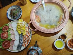 -民食香·腊排骨野生菌美食(木府店)