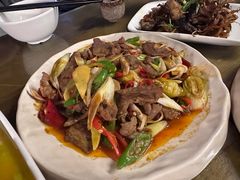 -隔壁老王·家常云南菜(花巷店)