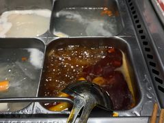 -海底捞火锅(公益西桥店)