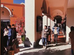 -佛罗伦萨小镇广佛名品奥特莱斯(疏港路店)