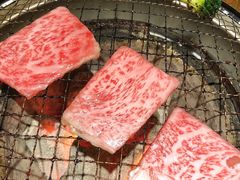 -山川小町·极番烧肉(新地假日广场店)