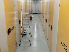 -安东易迷你仓自助寄存仓库(淞虹路店)