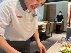 -海底捞火锅鲜切牛肉主题店(长寿路店)