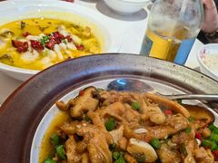 -渝是乎川渝小炒(新世界百货望京店)