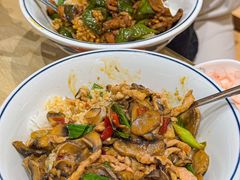 -李与白包子铺(桐梓林店)