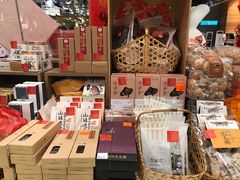 -诚品(信义店)