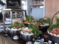 -三迪希尔顿酒店欢厨自助餐厅·高空闽江全景