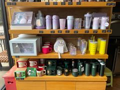 零售区-星巴克(绵阳涪城凯德店)