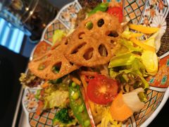 -铭牛烧肉·和牛海鲜自助(高新月牙湖店)