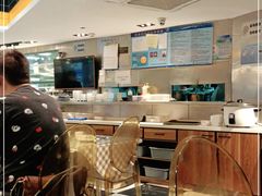 -新大咀港式茶餐厅(宝山万达店)