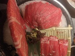 -湊湊火锅·茶憩(杭州湖滨银泰in77店)