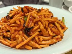 鱼香肉丝-新侨小馆(东直门北小街店)