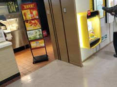 -麦当劳(禄口机场T2航站楼)