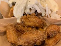 炸鸡翅一半一半-富乐满韩国正宗炸鸡韩国料理(虹泉路店)