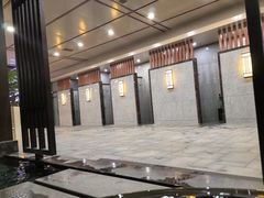 -碧中海汤泉汗蒸酒店