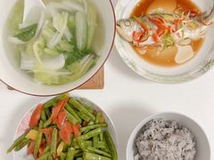 -鲸育宝宝月嫂(徐汇店)