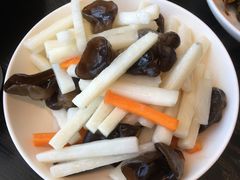 木耳炒山药-柒园·三十年创意杭帮菜(龙湖滨江天街店)