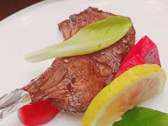 石斛汁碳烤法式羊排-十二厨·土菜雅院