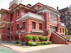 -上海市位育初级中学