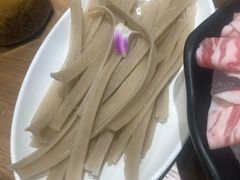 羊田红薯粉-煲大王猪肚鸡·椰子鸡火锅(红谷滩万达店)