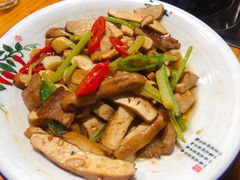 -九道菜有鸡鱼头(石鼓路店)