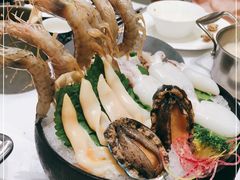 -红鼎豆捞·非遗鲍皇汤火锅(宝丰路店)