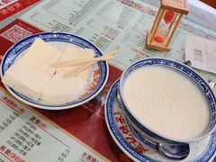-赵记传承特色牛奶甜品(泉城广场店)