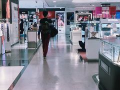 -日上免税行(浦东机场五店)