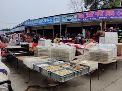 -亮佳鸿华二手市场