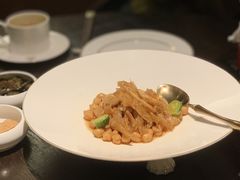 鹰嘴豆酸辣鸭掌-甄御•海鲜新青岛菜(麦岛店)