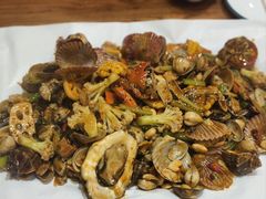 -东来菜馆•手抓海鲜家常菜•海鲜锅贴(鸽子窝店)