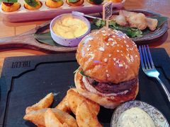 -THE CUT Rooftop顶楼牛排餐吧(环贸iapm店)