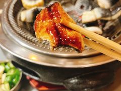 -围炉肉舍•炭烤活鳗•丹东海鲜烤肉(步行街店)