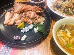-满园烤鸭·春饼(太原街万达店)