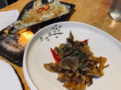 -质烤烤物·活烤海鲜(质烤总店)