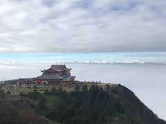 -峨嵋山金顶