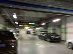 -万象城-停车场
