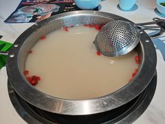 -马家斑.鲜鱼火锅(松湖万科店)