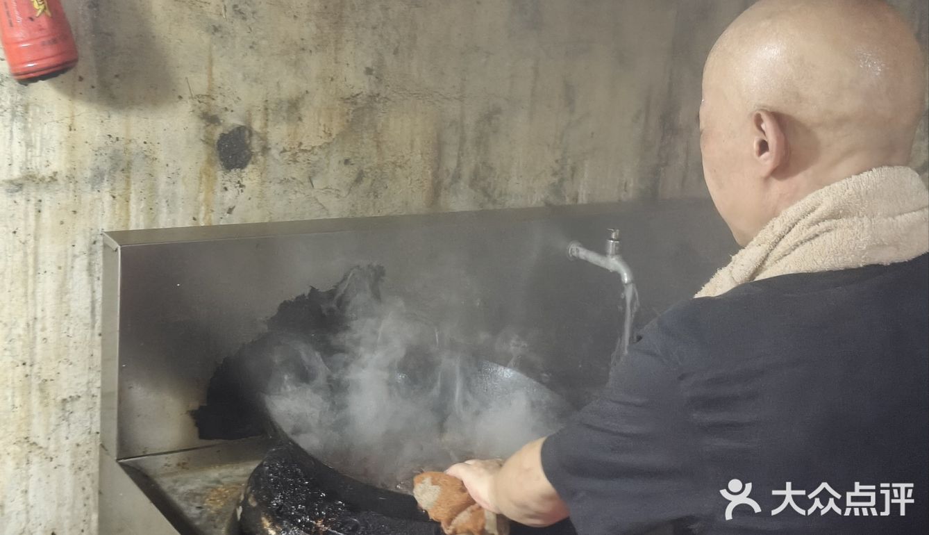 地道小碗辣炒面尝鲜