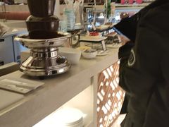 -东西风牛排馆周末烧烤自助(首都机场希尔顿店)