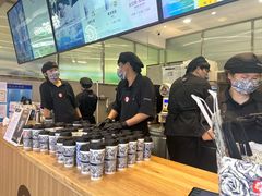 -霸王茶姬(上海静安大悦城店)