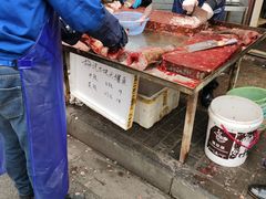 -梅记大块头爆鱼店(乍浦路店)